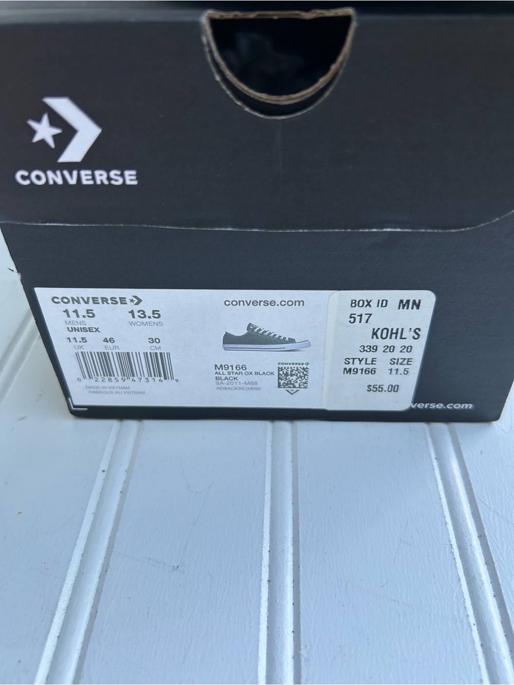 Converse Sneakers Black Canvas Low-Top Shoes White Accents Size 11.5 - Picture 2 of 5